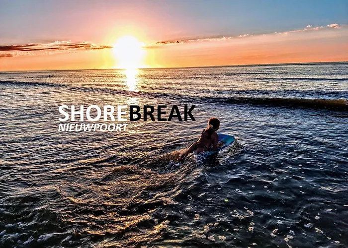 Shorebreak Nieuwpoort Near The Beach